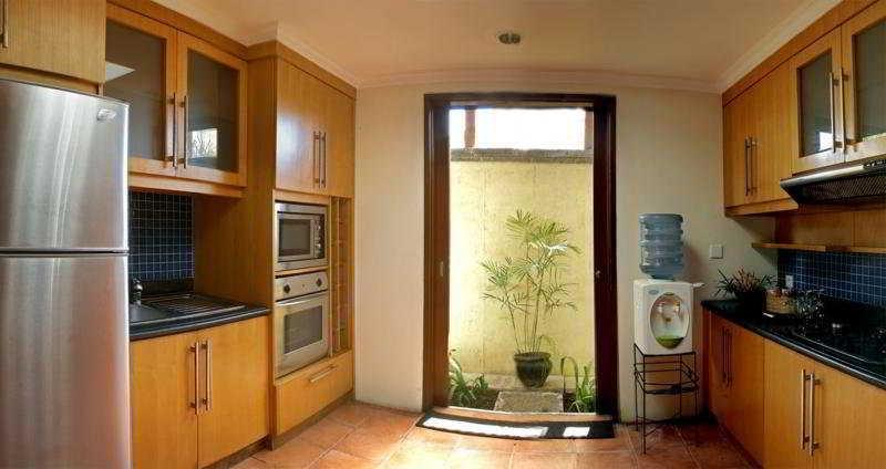 Pat-Mase Villas جيمباران المظهر الخارجي الصورة